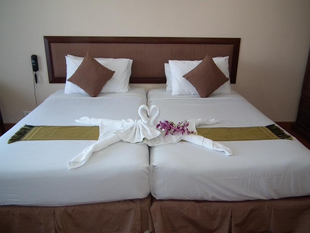 Abricole At Pattaya Hill Apartment Bagian luar foto
