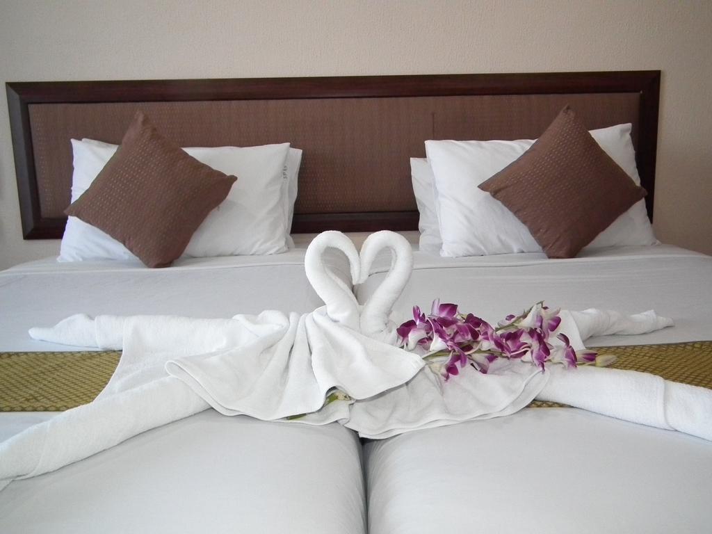 Abricole At Pattaya Hill Apartment Bagian luar foto