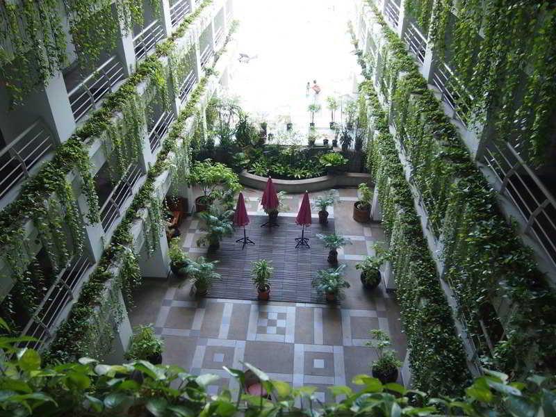 Abricole At Pattaya Hill Apartment Bagian luar foto