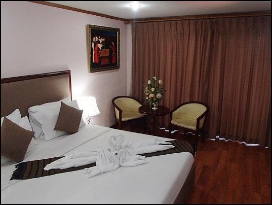 Abricole At Pattaya Hill Apartment Bagian luar foto
