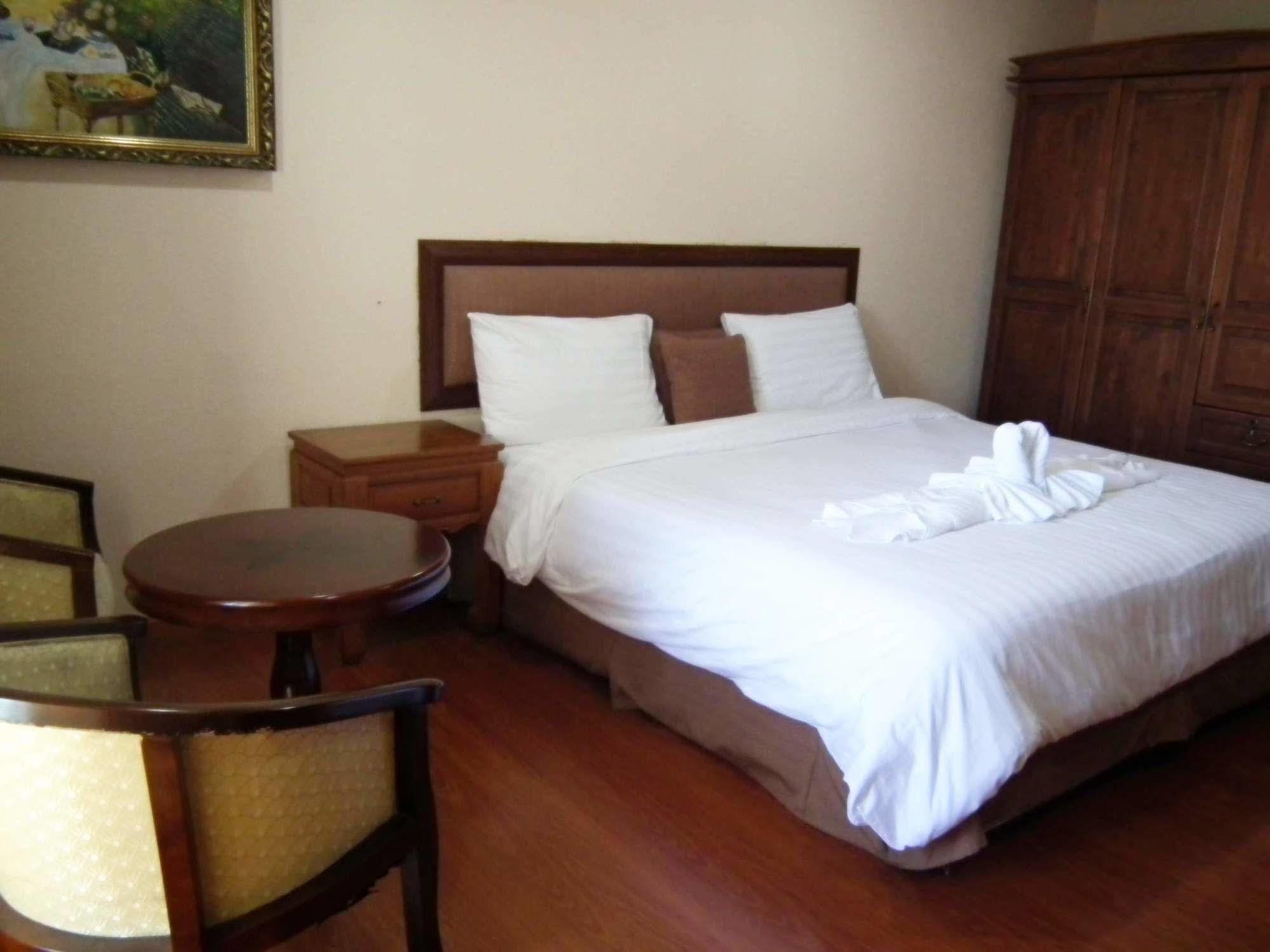 Abricole At Pattaya Hill Apartment Bagian luar foto